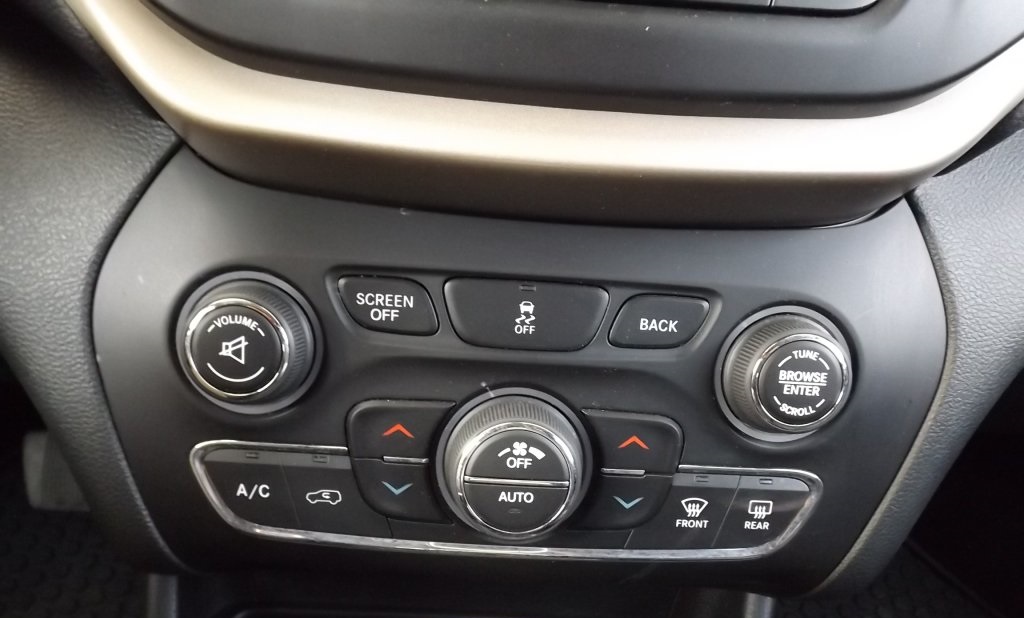 Jeep Cherokee Limited 4×2 2015