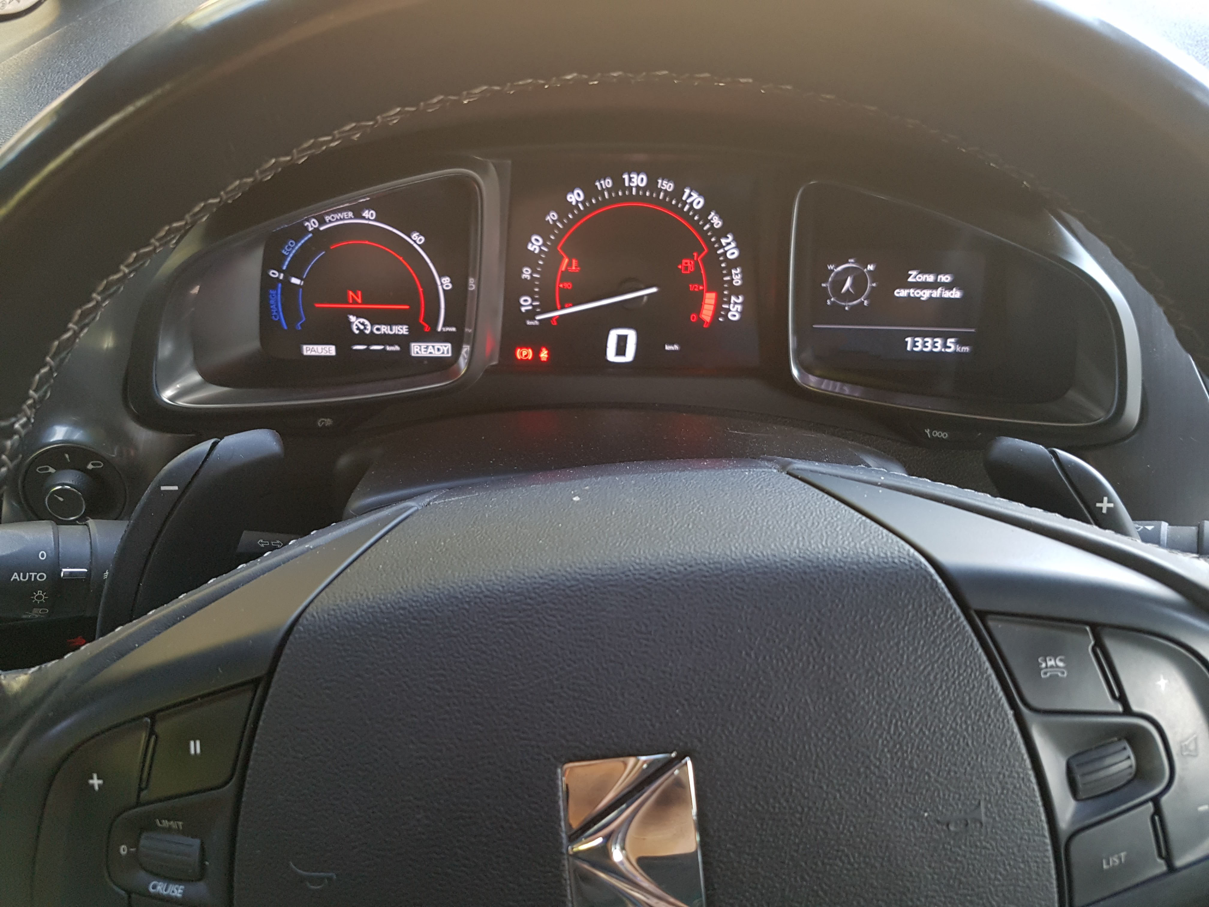 DS5 HIBRIDO 4X4 SPORT AIR DREAM (techo panoramico)