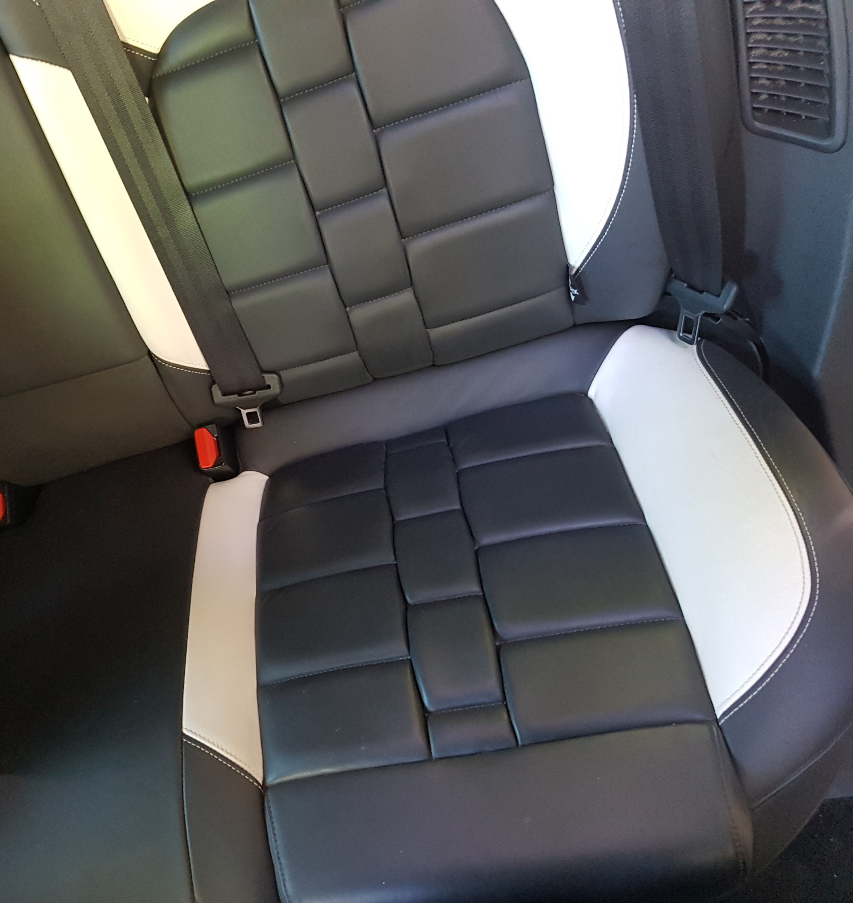 DS5 HIBRIDO 4X4 SPORT AIR DREAM (techo panoramico)